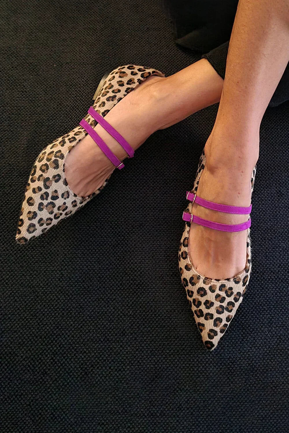 LEOPARD PRINT PUMPS