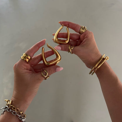 Calliope – Hoop Earrings