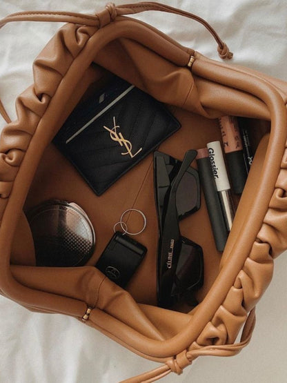Natalia – Pouch