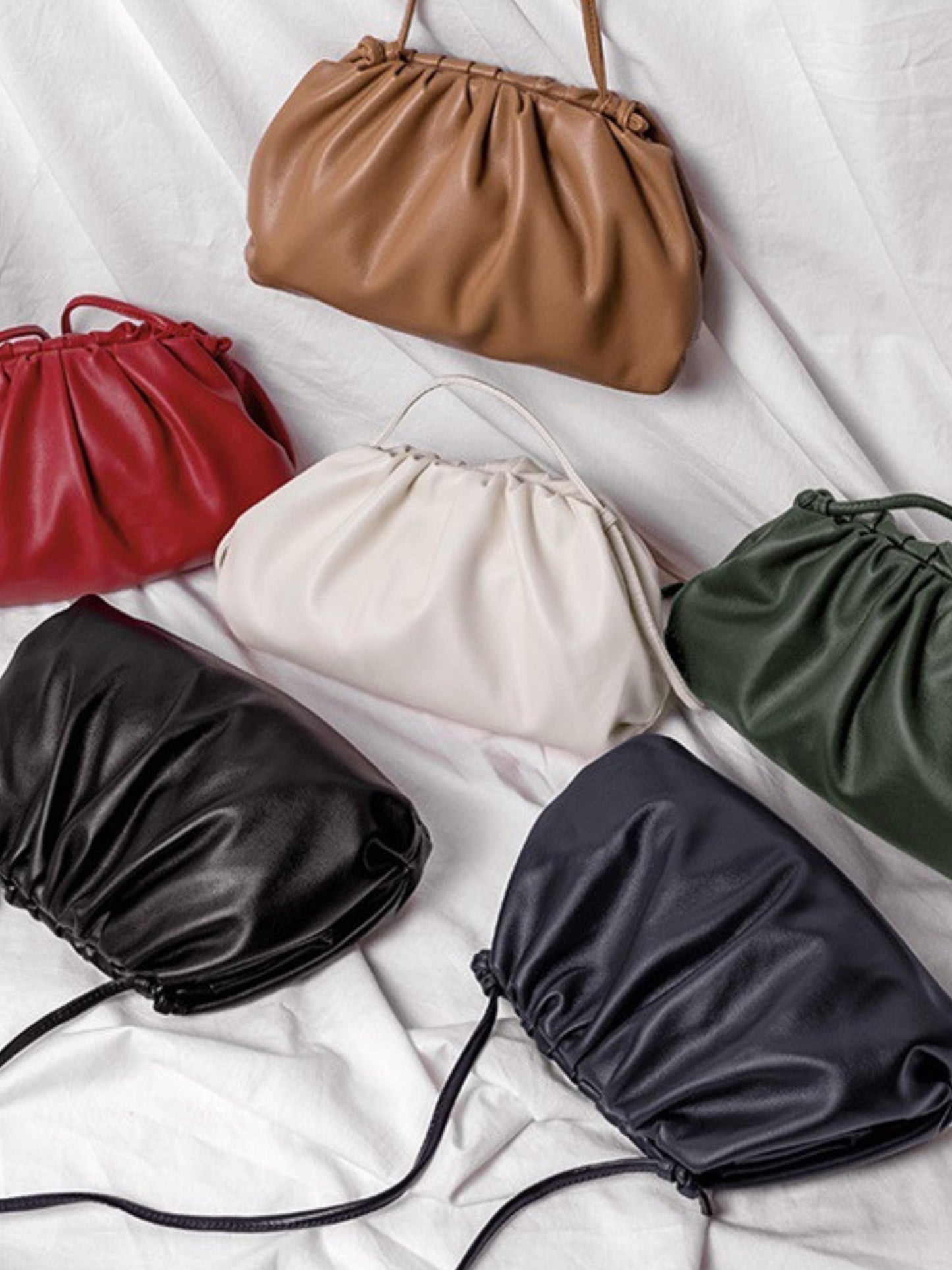 Natalia – Pouch