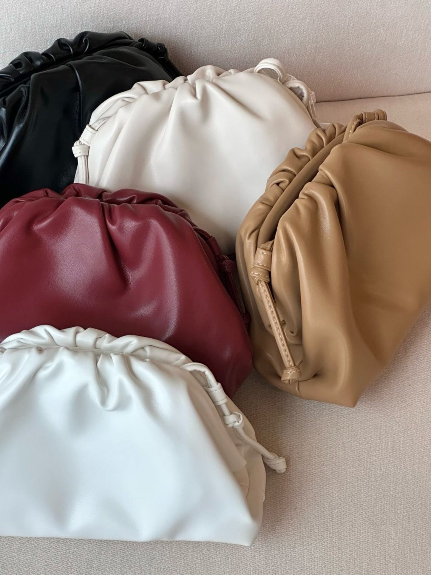 Natalia – Pouch