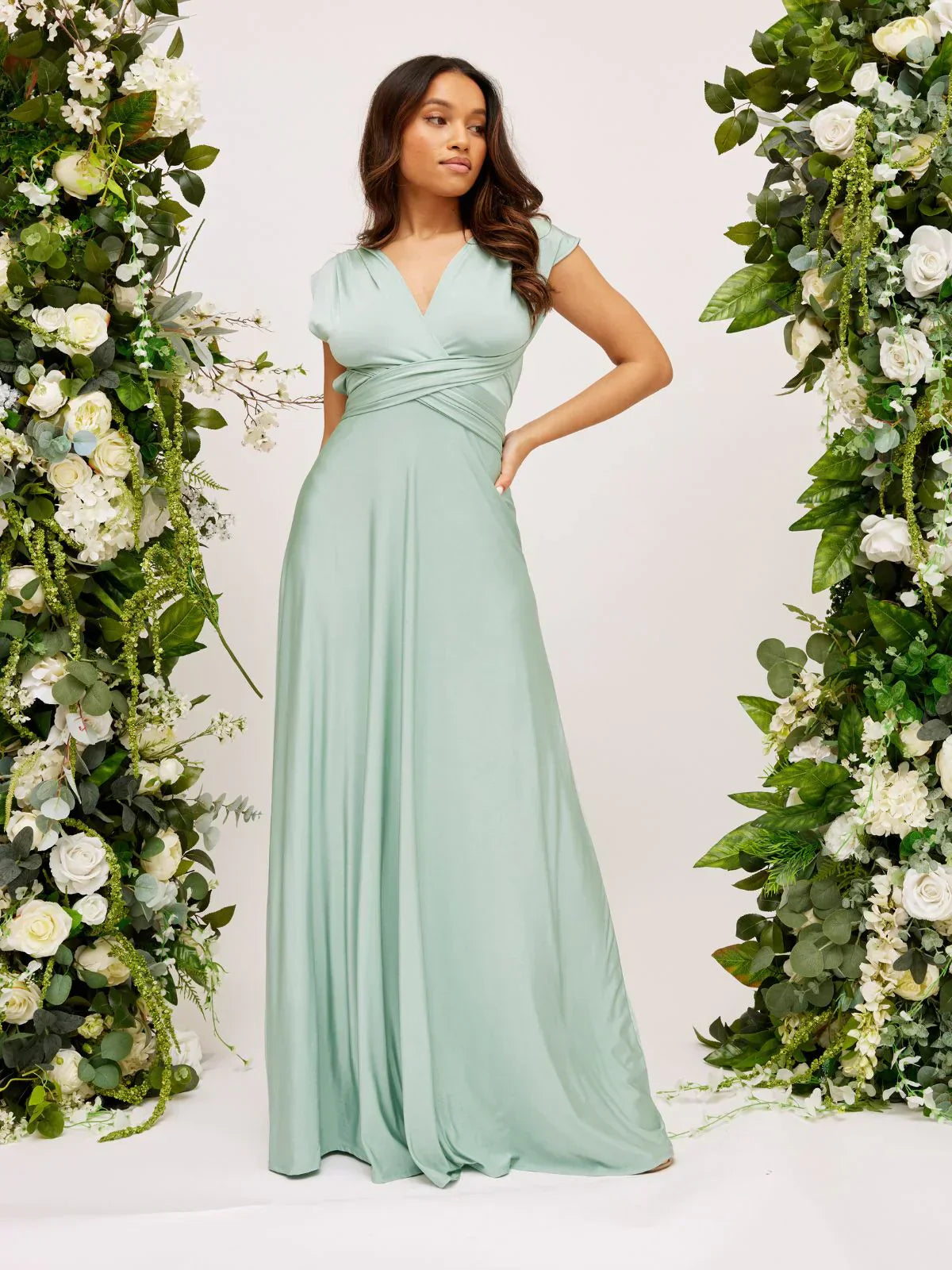 Nicole Mae – Maxi Dress