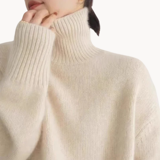 Juliette – Turtleneck