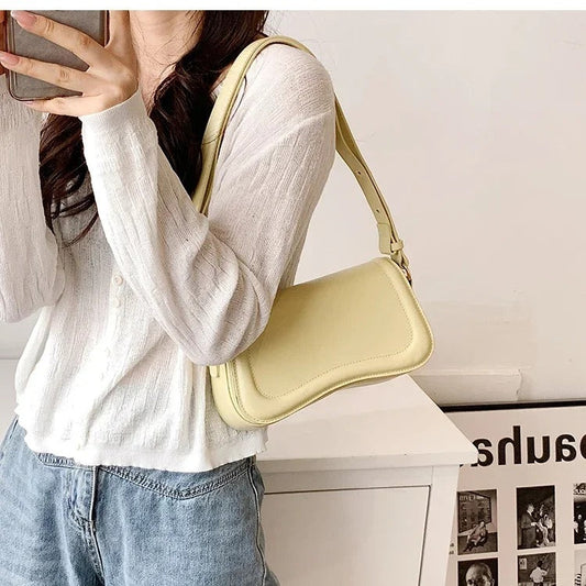 Cadence – Handbag