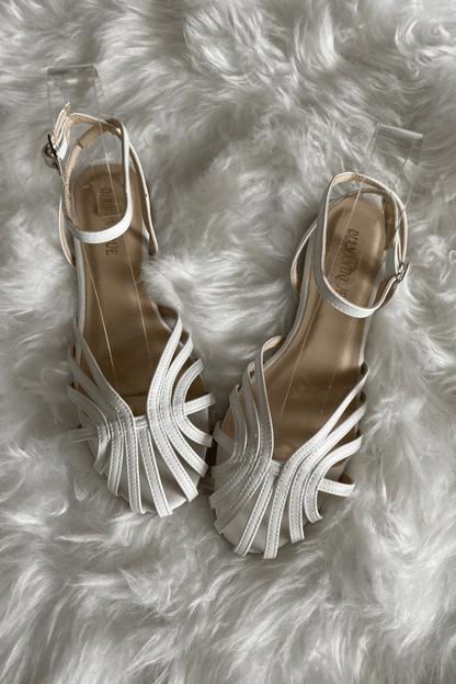 WOVEN FLAT SANDAL