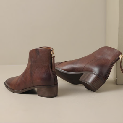 Dawn – Boots