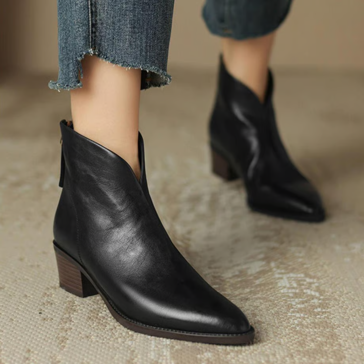 Dawn – Boots