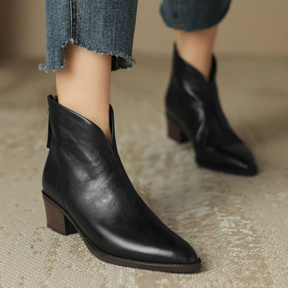 Dawn – Boots