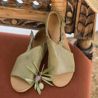 OPEN SANDALS WITH STRAP