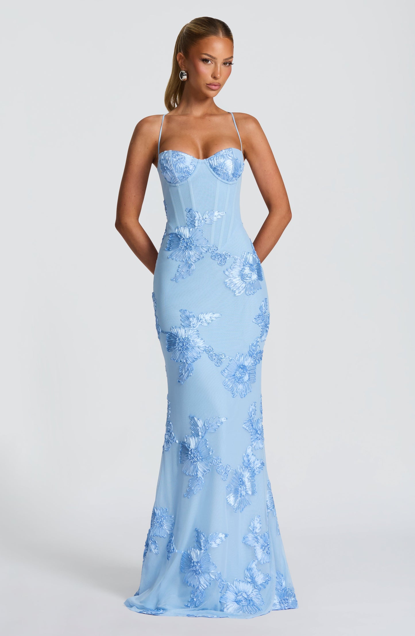 Aveline – Gown