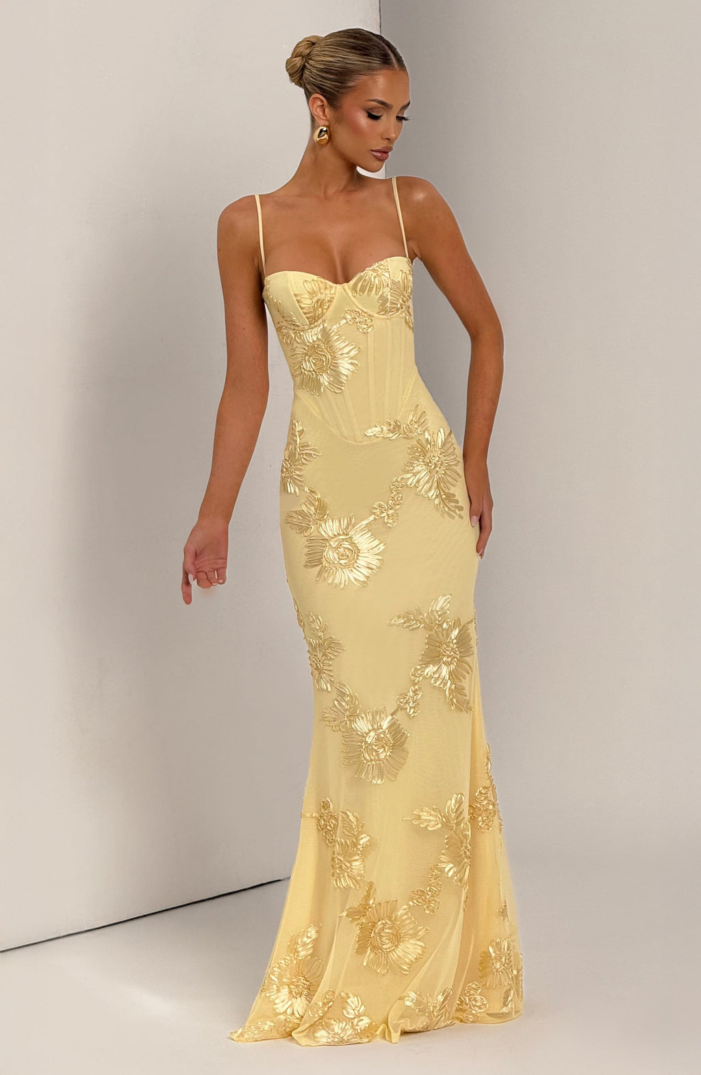Aveline – Gown