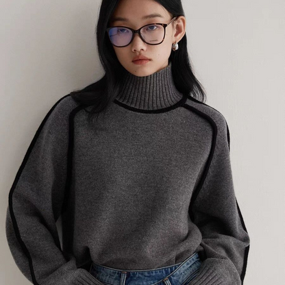 Emilie – Turtleneck