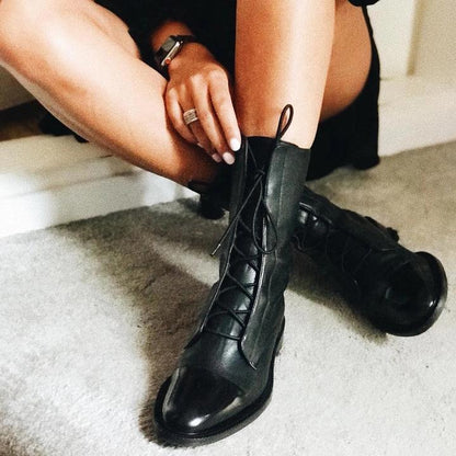 Joan – Boots