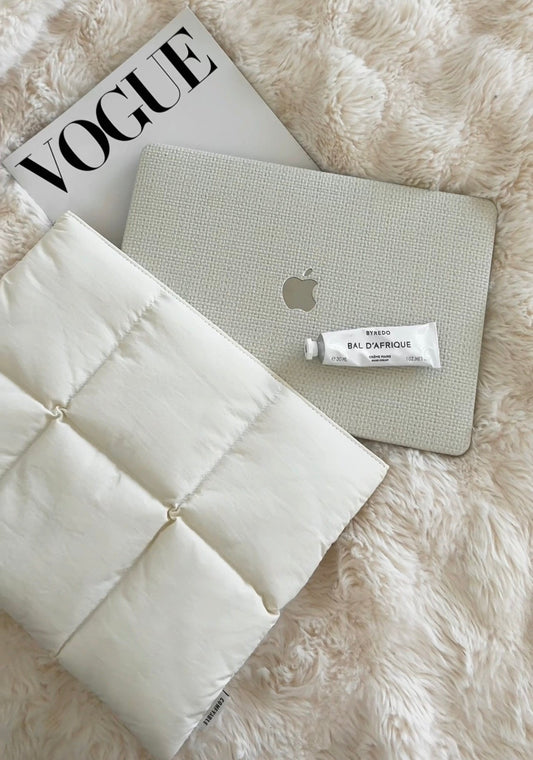 Opal Elegant Puff Laptop Sleeve