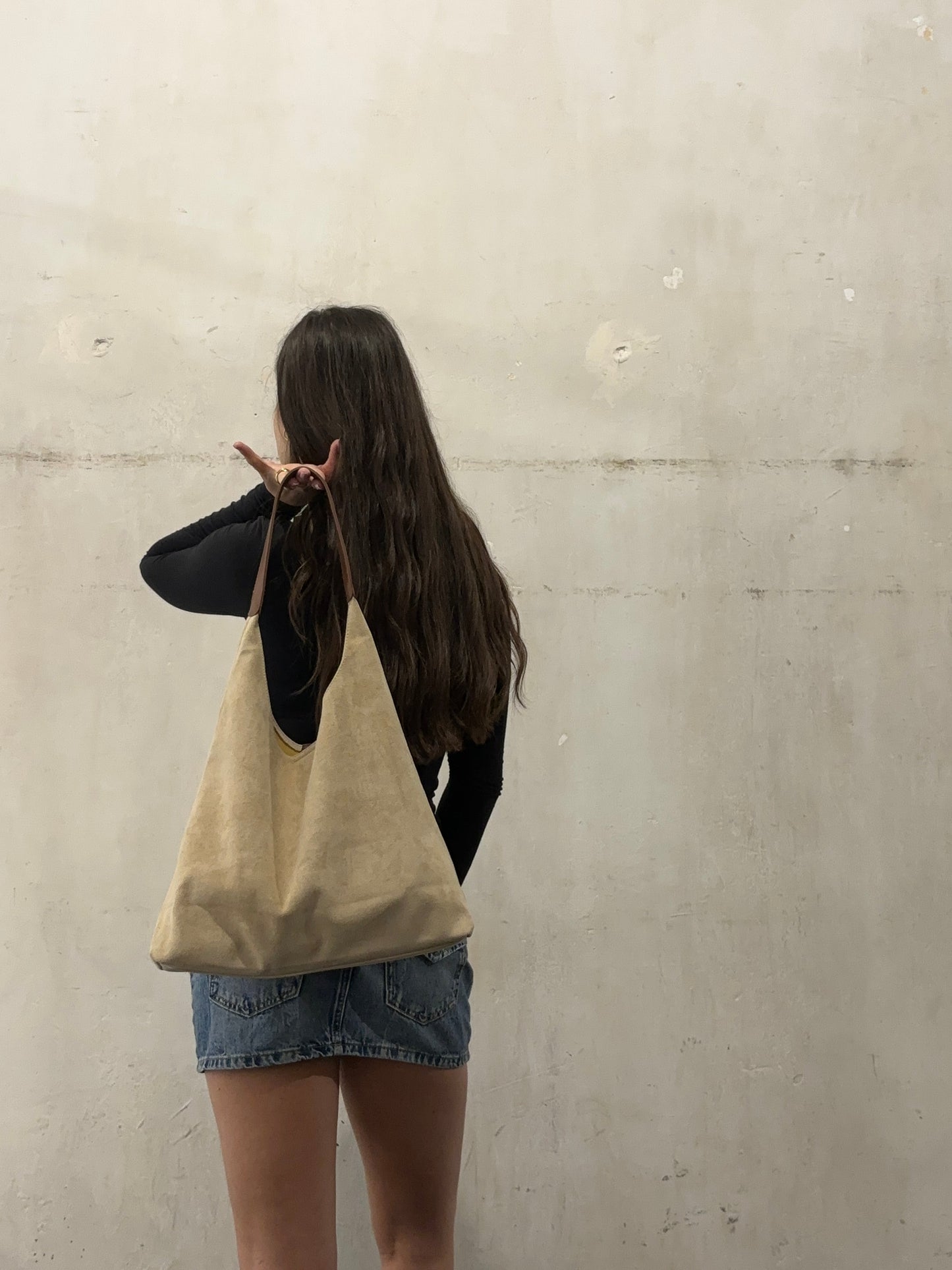 Quinn Suede Daily Tote