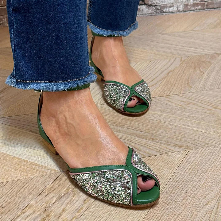 FLAT SANDAL WITH ANK