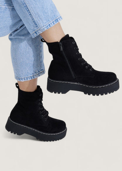Avalon – Boots