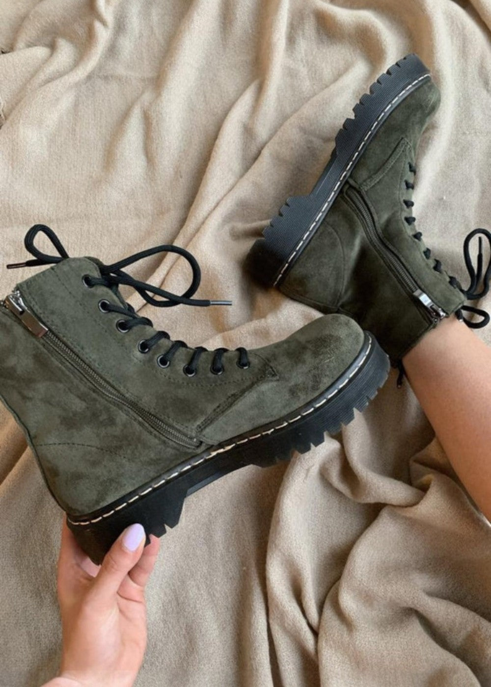 Avalon – Boots