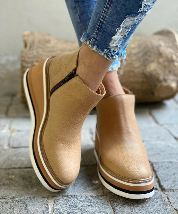 Cassie – Boots
