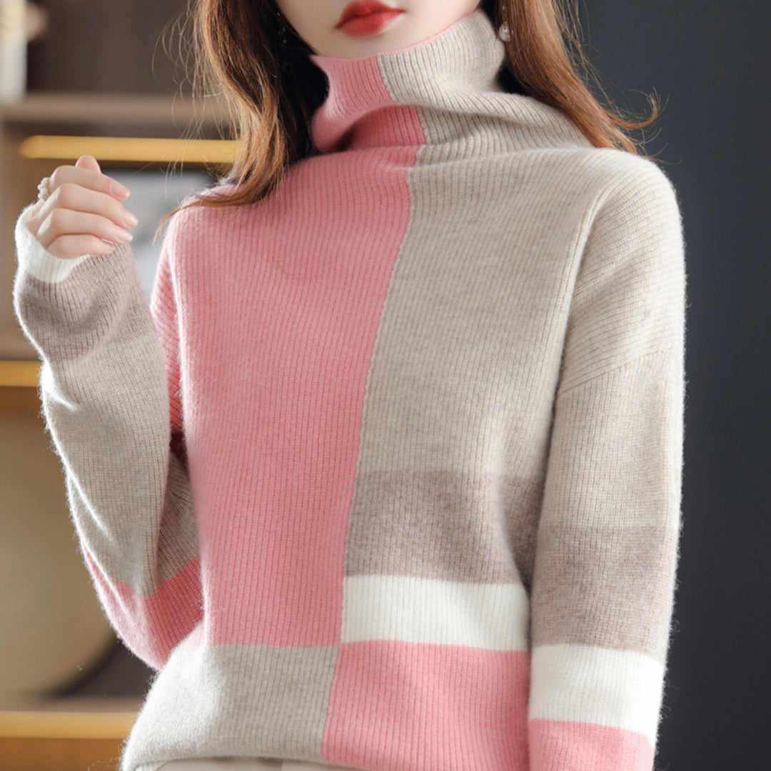 Joanna – Turtleneck