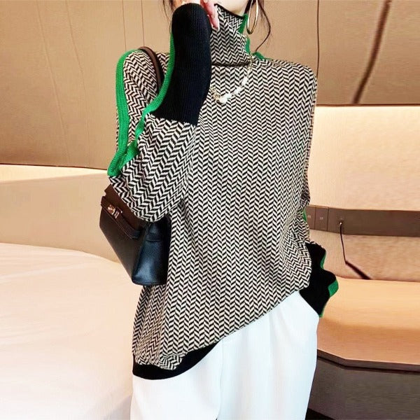 Selena – Turtleneck