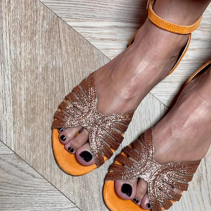 FLAT SANDAL WITH ANK