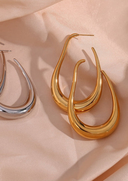 Avery – Hoop Earrings