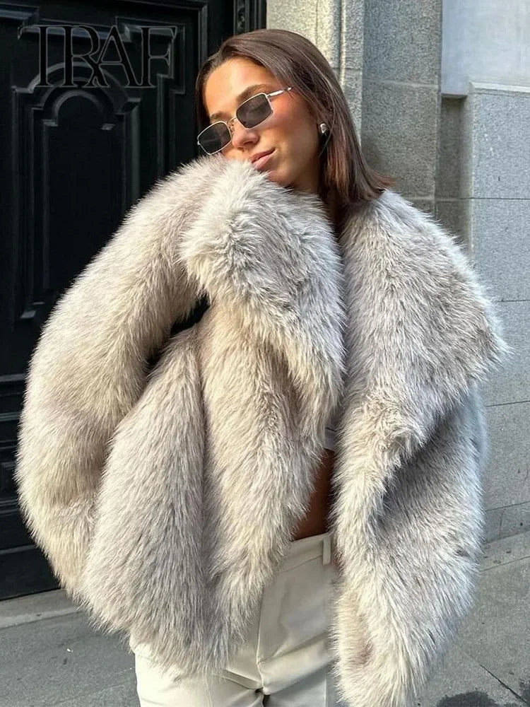 Aurora – Coat