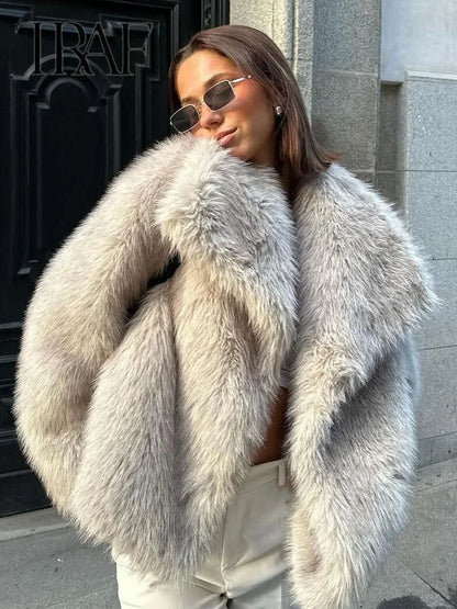 Aurora – Coat