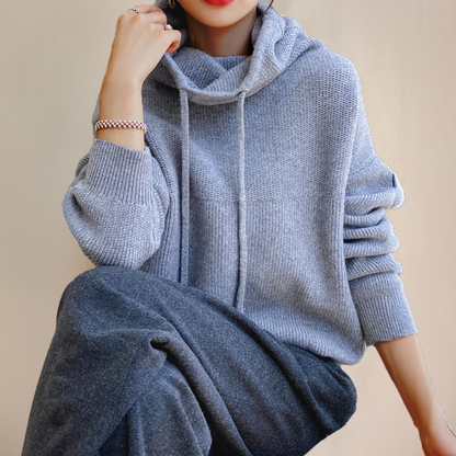 Julie – Turtleneck