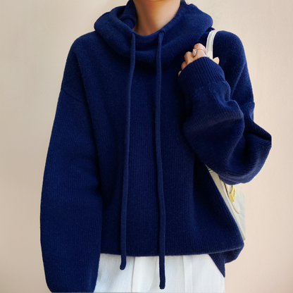 Julie – Turtleneck