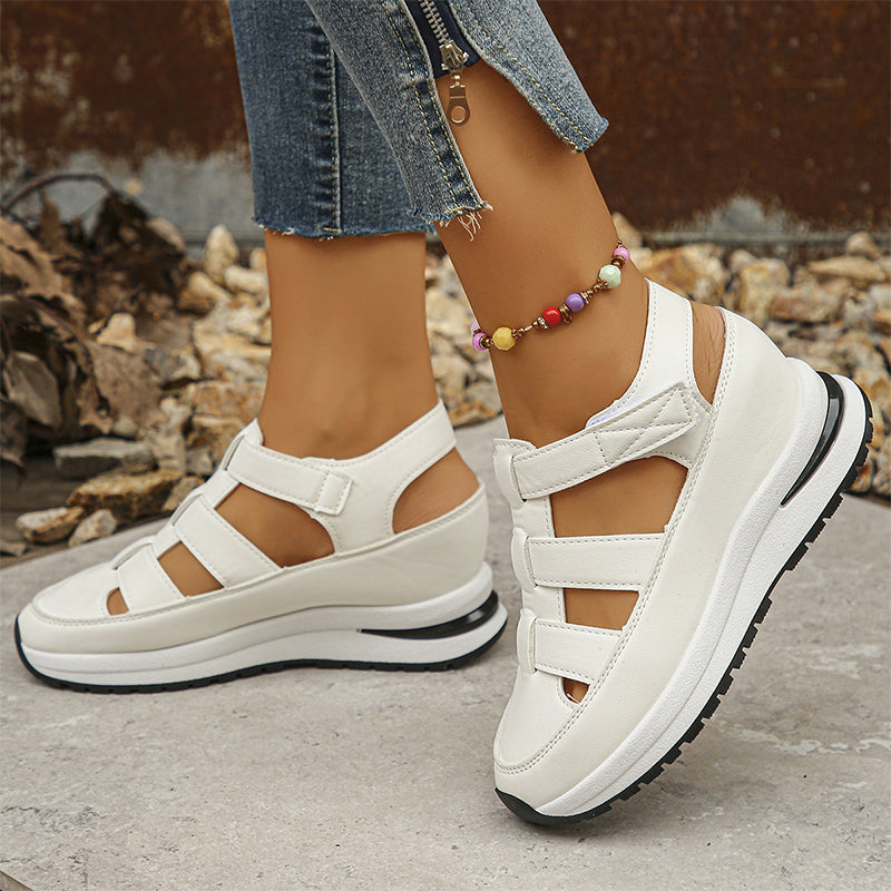 Nahal Closed-Toe Sne